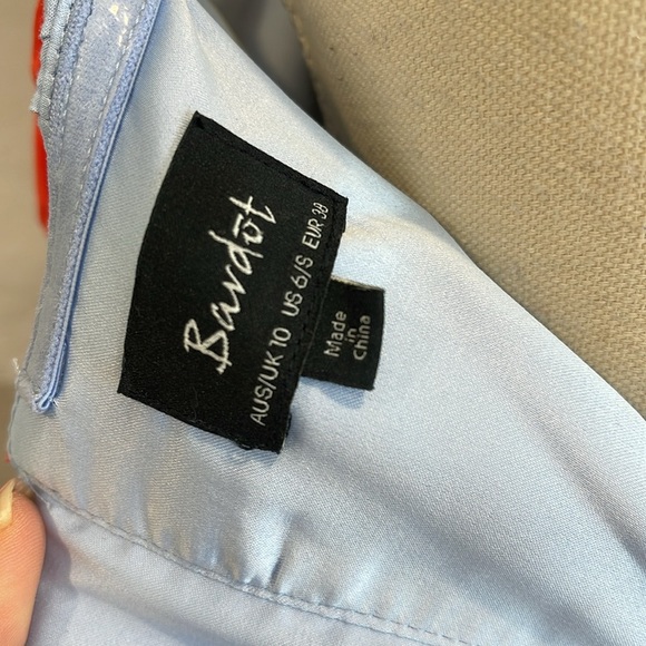 Bardot Women's Floral Print Off Shoulder Crop Top Blue Red Size 6 - Picture 7 of 9